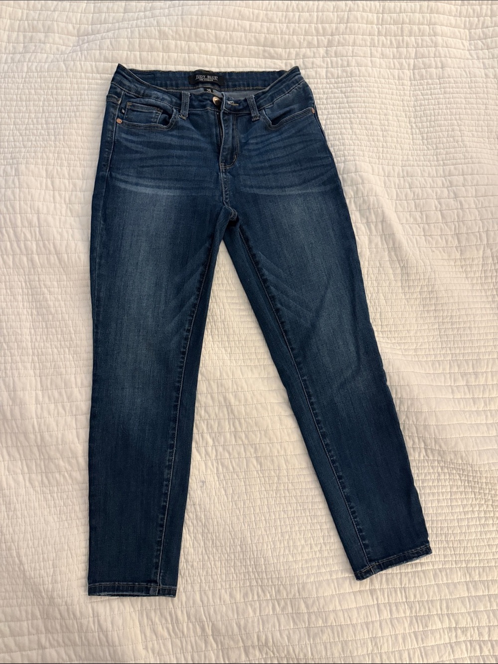 Judy Blue Mid-Rise Relaxed Fit Jeans